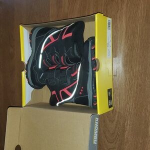 Toddler snow boots size 9